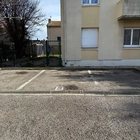 En Centre-ville Parking Prive *
